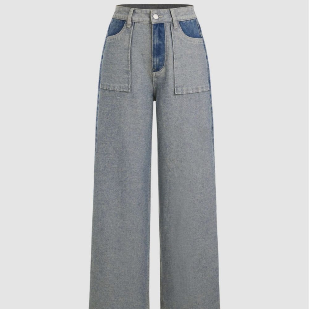 Cider Two-Tone Straight Leg Jeans NWT Women's Size L